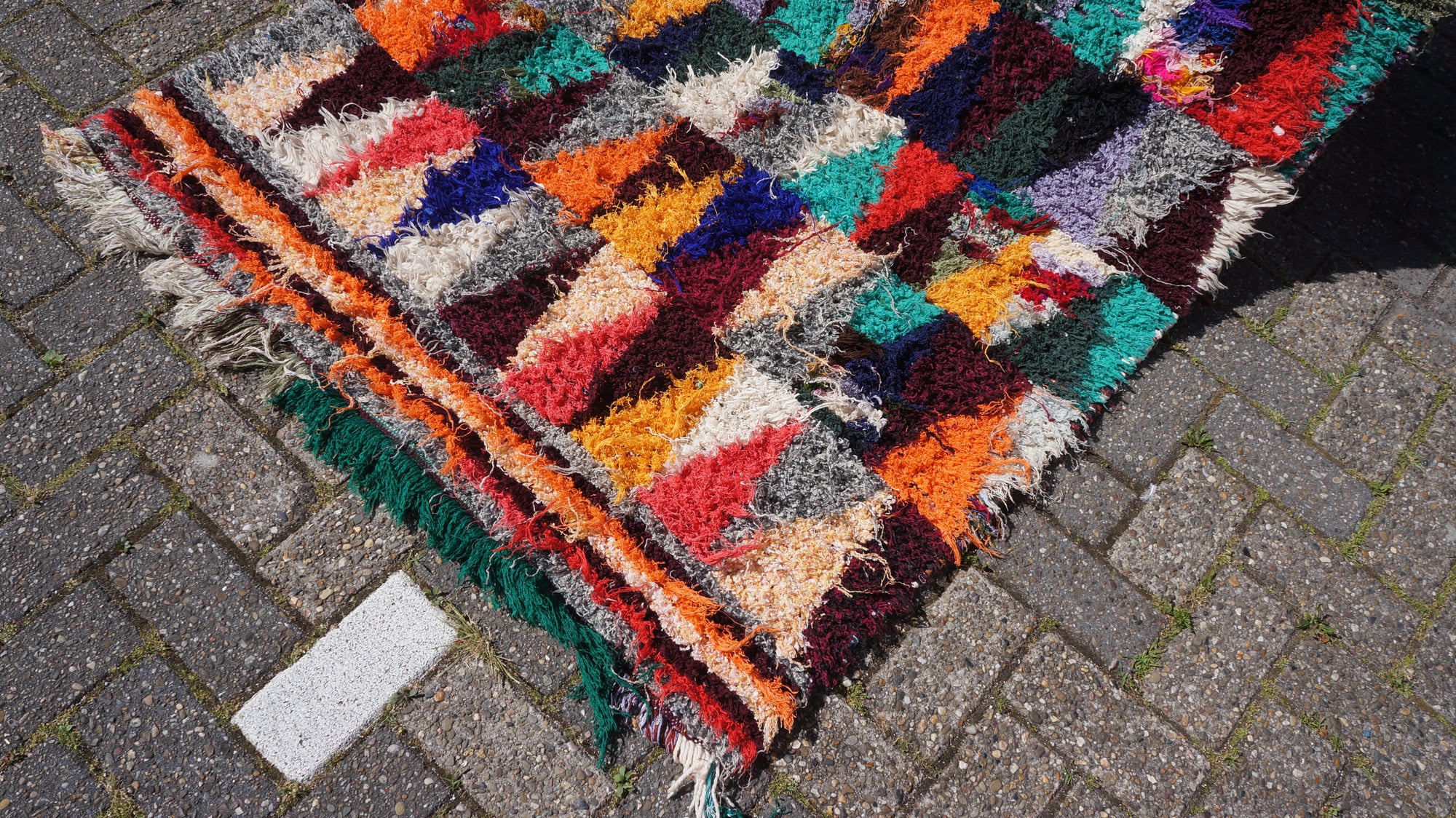 Colorful Boucherwite Wool & Yarn Rug