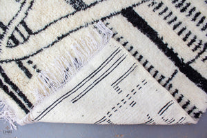 AZILAL MONOCHROME ARCHITECTURAL WOOL RUG